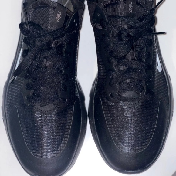 Nike renew lucent Size 8.5 men size 10.5 women’s - Picture 4 of 6